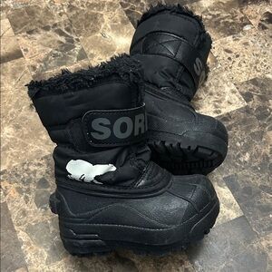 Sorel Kids Black Snow Boots size 5